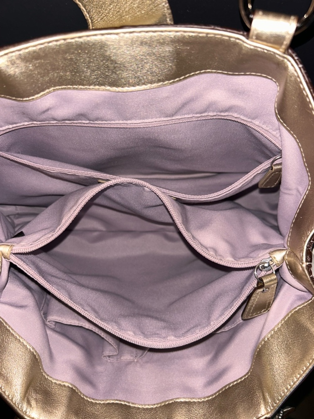 Coach Soho East West Leather Tote bag, model (A1293-F18751) -EUC- - Picture 11 of 16